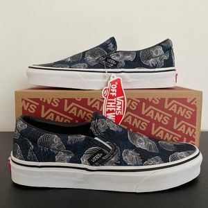 VANS Classic Slip-on Skull print, Women's size 6